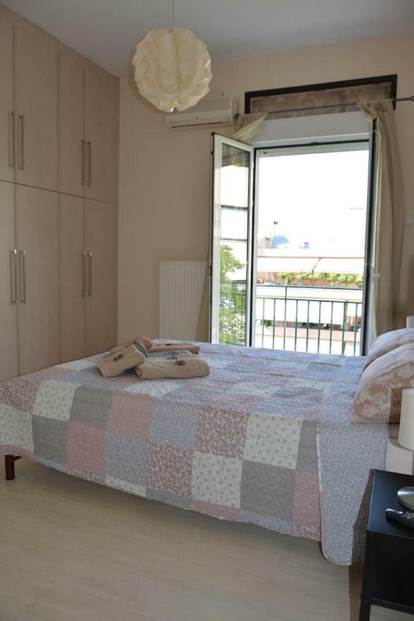 Modern Apartment, 5΄ Walk From Central Metro Station Athen Eksteriør billede